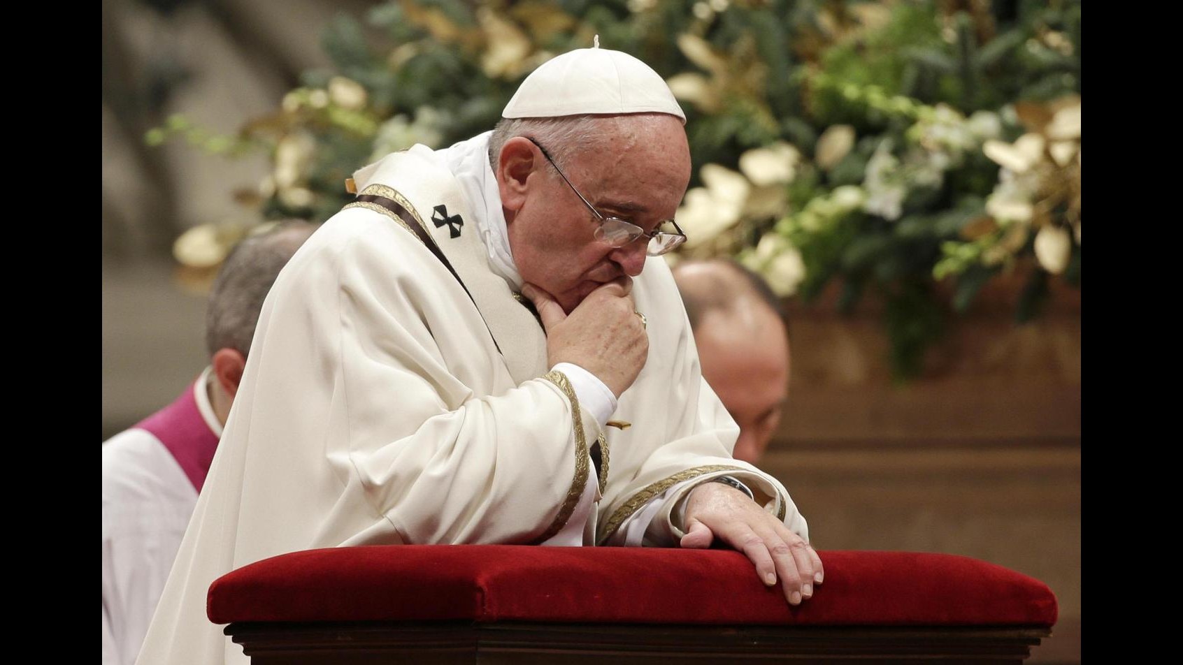 Vaticano, Papa: Si riconosca persona umana e cura più adeguata vita