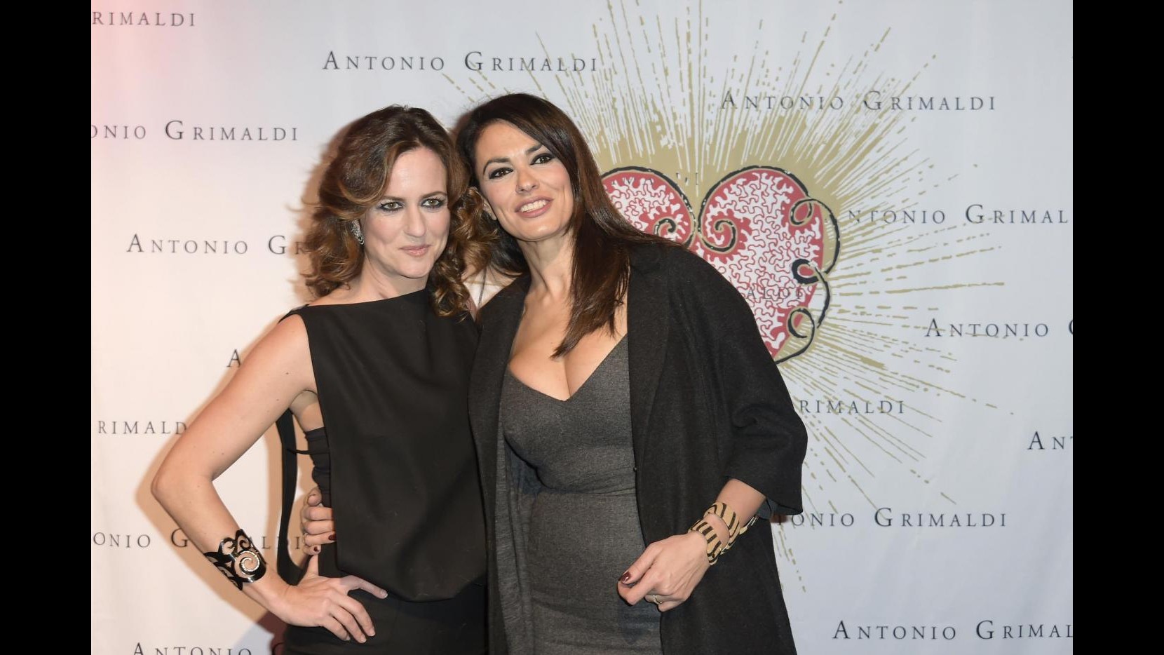 Vip alla sfilata romana di Grimaldi: da Cucinotta a Convertini