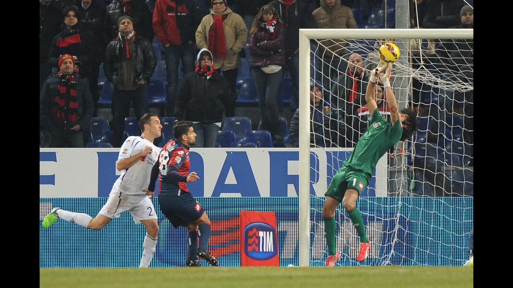 Serie A, Genoa manca aggancio a Fiorentina: autorete Tatarusanu e gol Rodriguez, è 1-1