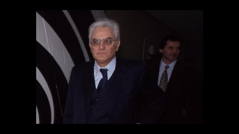 Quirinale,Mattarella a Fosse Ardeatine: L’unità vincerà il terrore