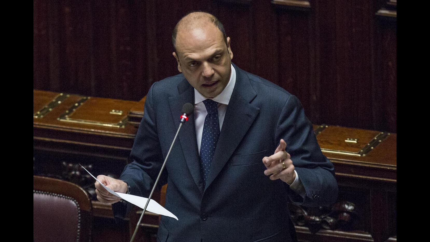 Quirinale, Alfano: Ho sentito Mattarella, italiani possono gioire