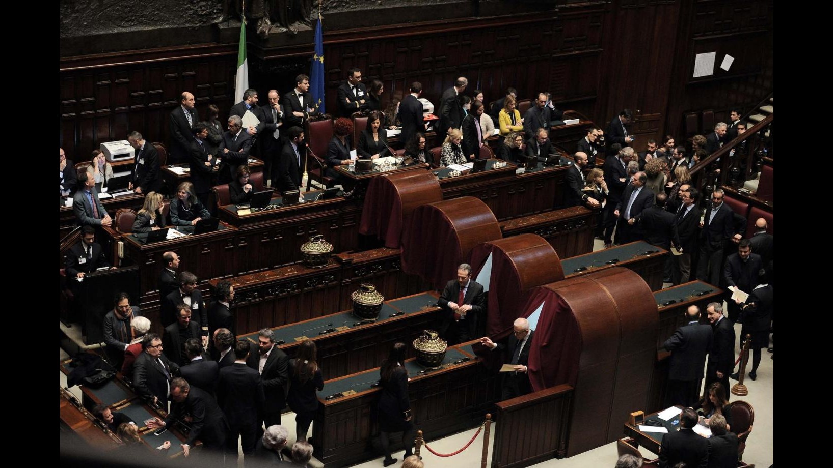 Quirinale, conclusa votazione: al via spoglio schede