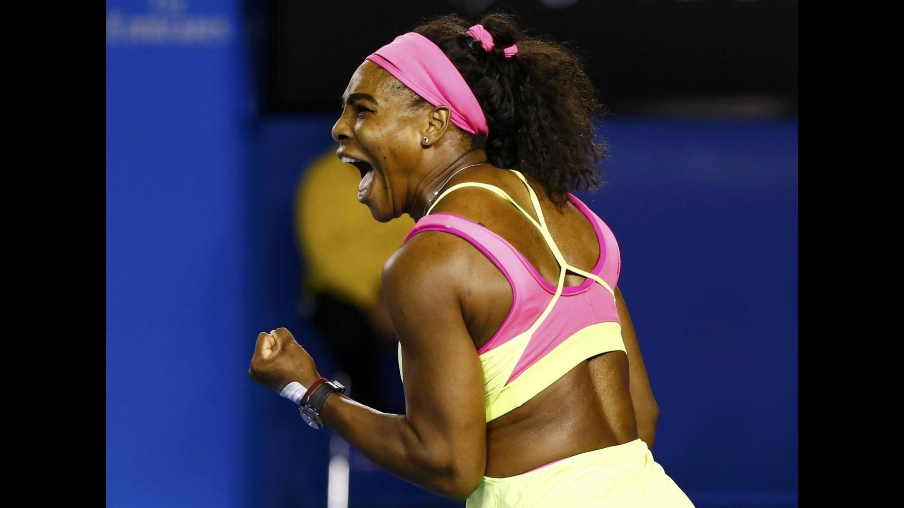 Tennis, Australian Open: Serena Williams trionfa a Melbourne. Sharapova ko in due set