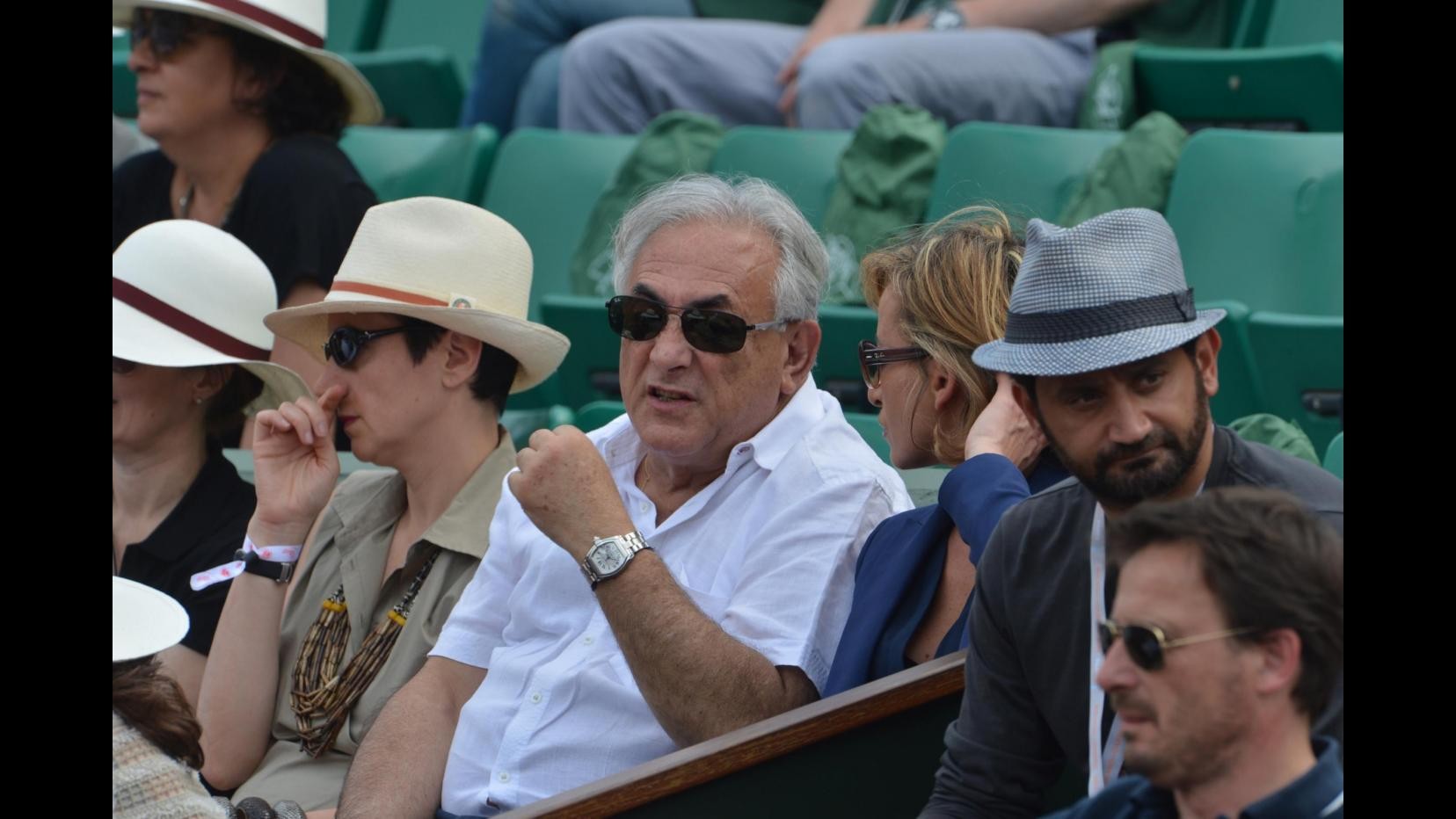 Strauss-Kahn, lunedì via al processo per sfruttamento di prostituzione