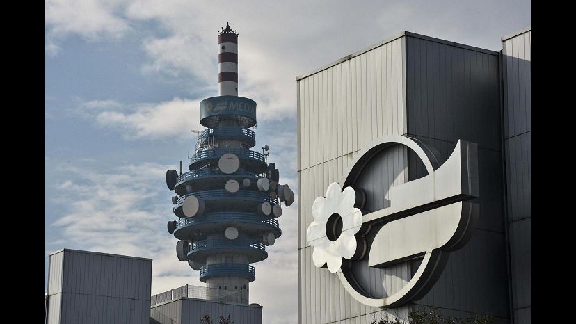 Mediaset, Ei Towers lancia Opa sul 100% di Rai Way per 1,2mld