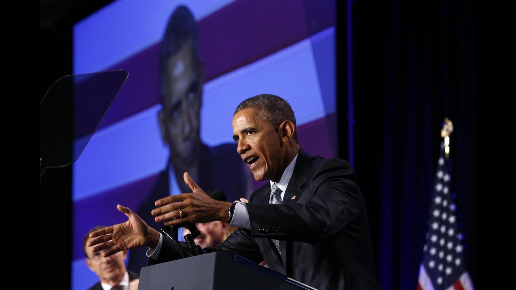 Libia, Obama: Minaccia per gli Usa, emergenza nazionale per un altro anno
