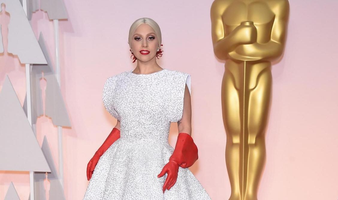 Oscar, Lady Gaga omaggia Julie Andrews e ‘Tutti insieme appassionatamente’
