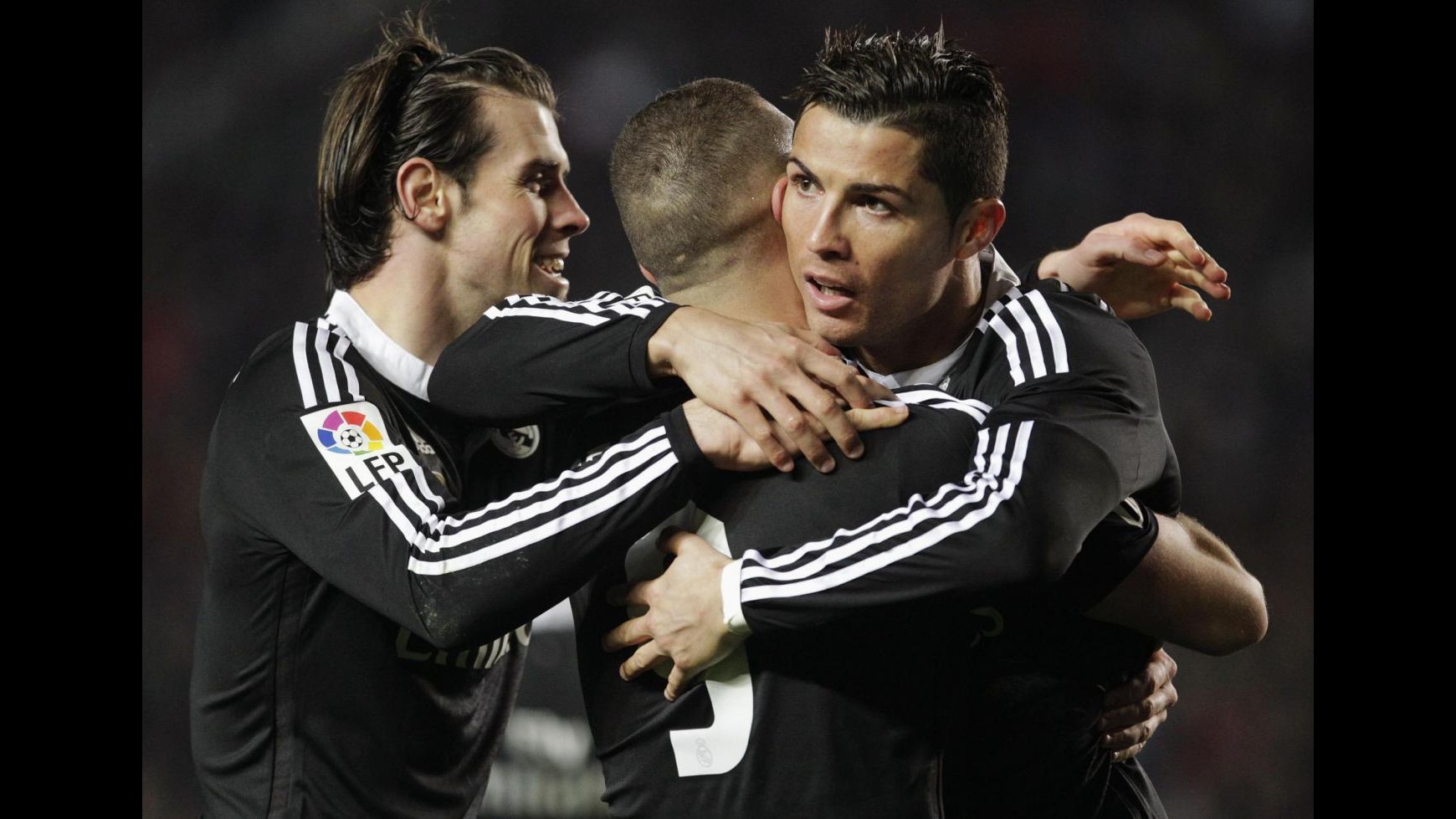 Liga: Real Madrid batte 2-0 Elche e torna a +4 sul Barcellona