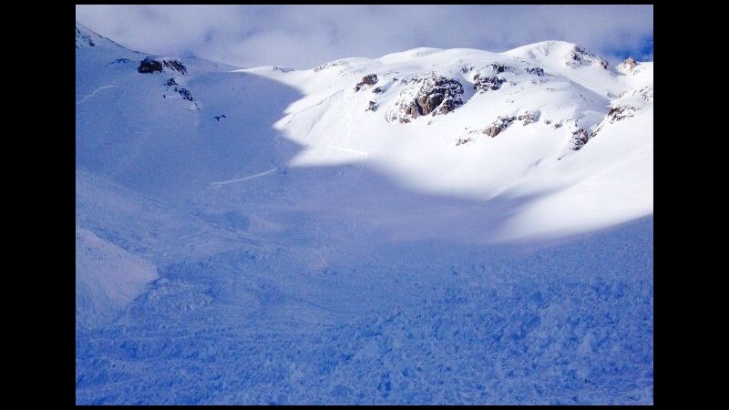 Sondrio, bimba travolta da valanga a Modesimo: estratta da soccorritori