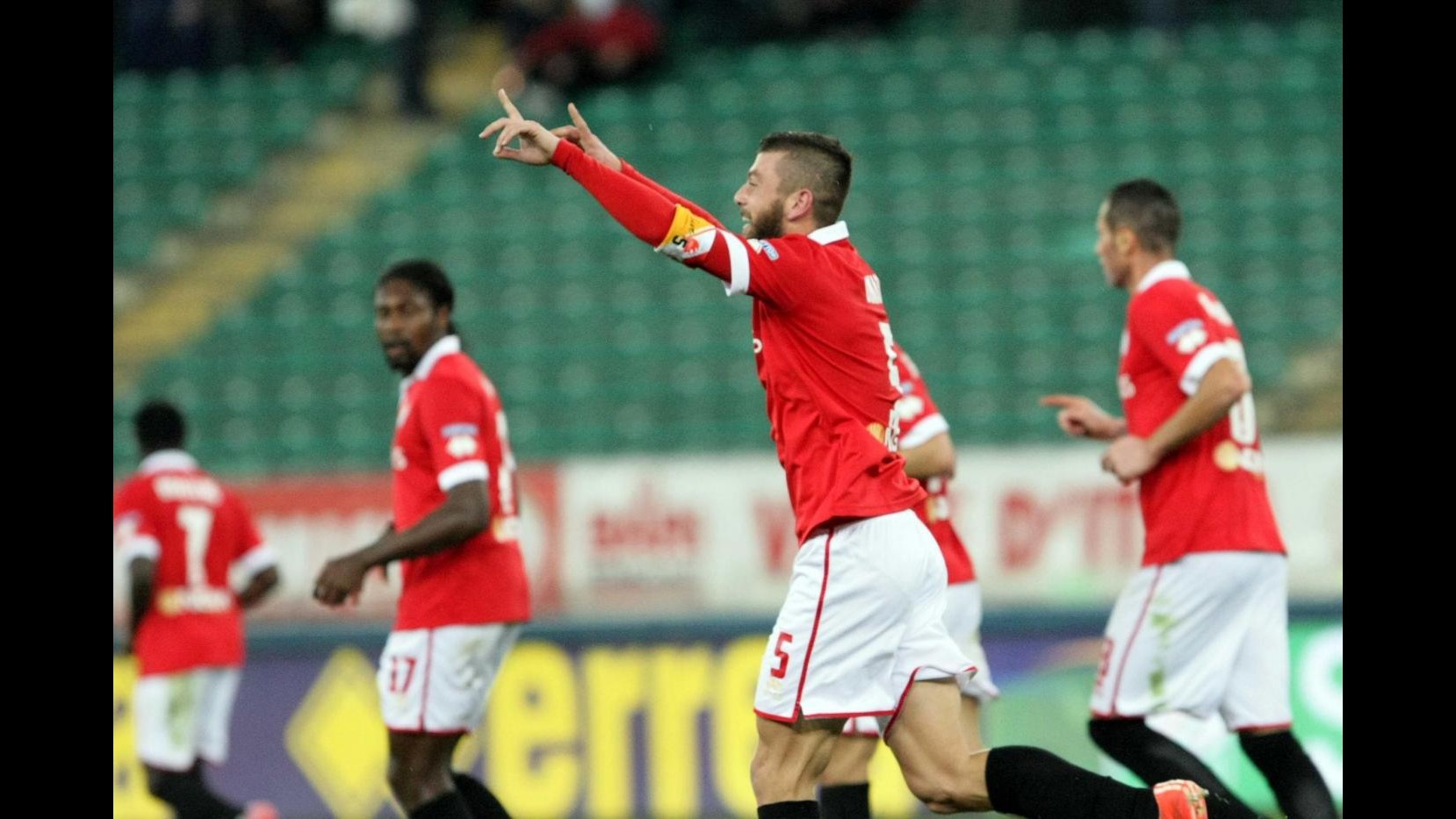 Serie B: Bari torna a vincere, 2-0 a Virtus Lanciano