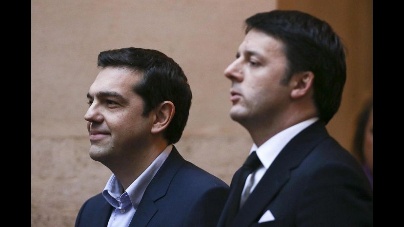 Ue, Tsipras chiama Renzi: Grazie per ruolo svolto in queste ore