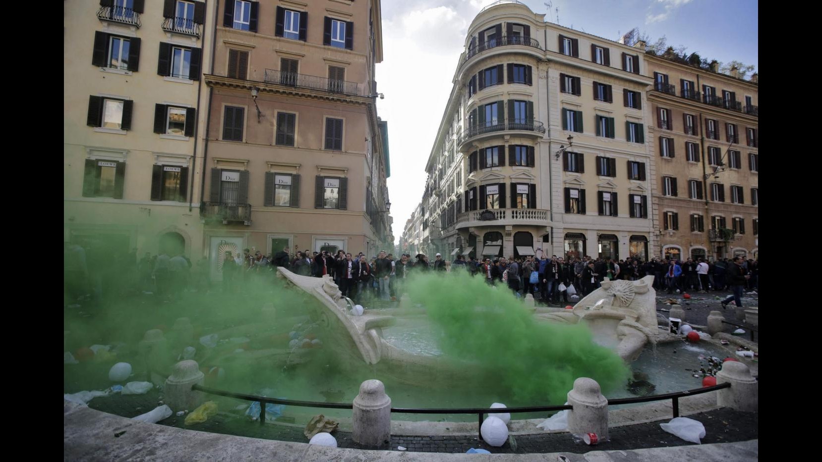 Calcio, Roma-Feyenoord: altre 11 condanne dopo scontri a Campo de Fiori
