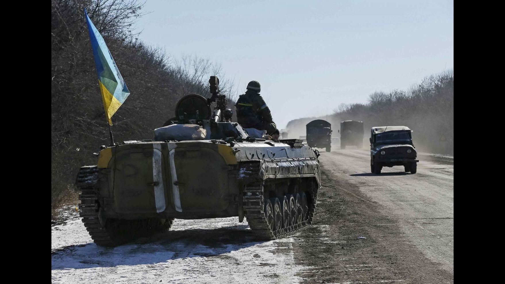 Ucraina, l’esercito lascia DebaltsevoRibelli annunciano ritiro artiglieria