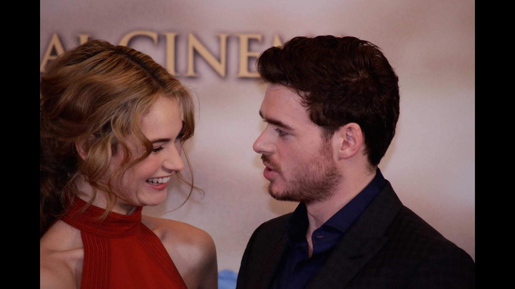 Presto al cinema il film di ‘Cenerentola’ con la splendida Lily James