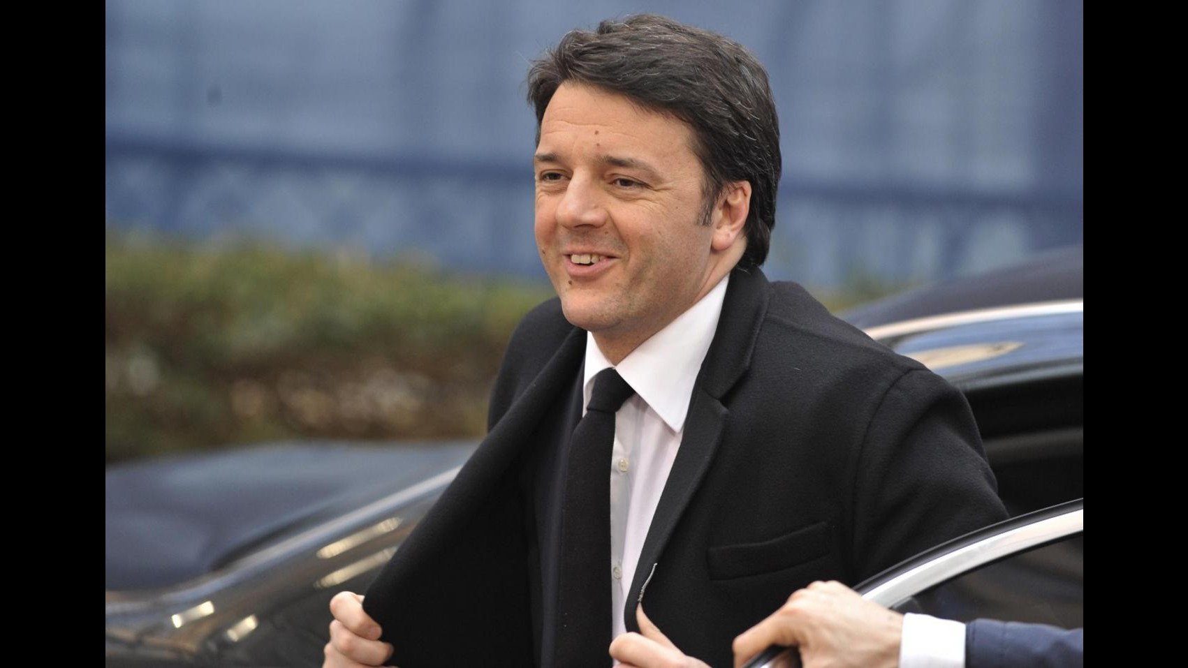 Renzi su Twitter: Con riforme Italia riparte, non ci fermiamo
