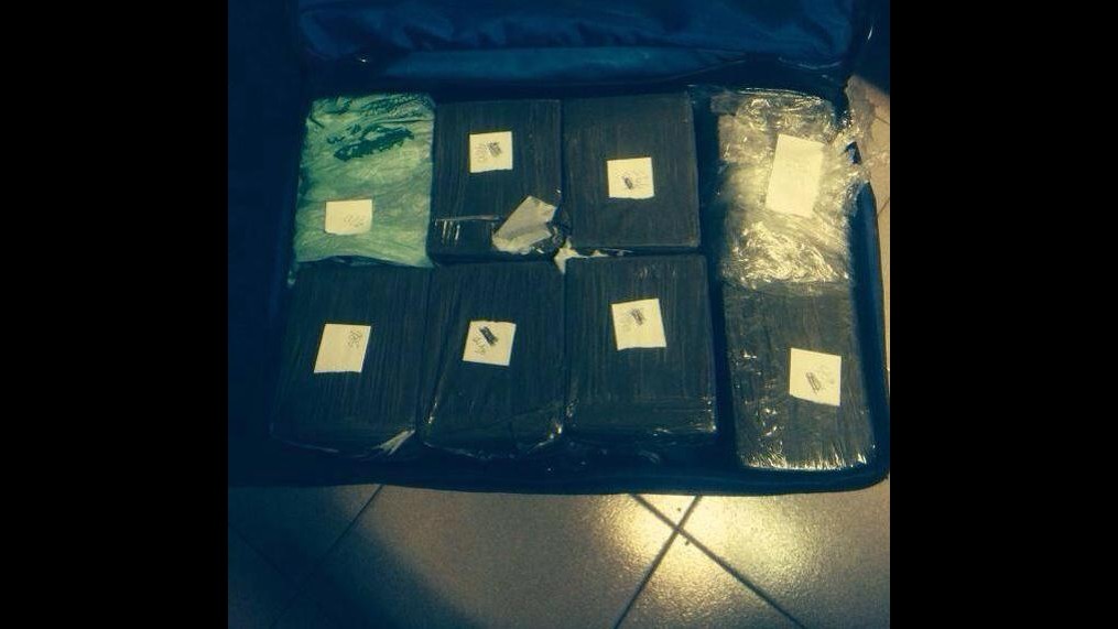 Salerno, arrestato uomo per traffico droga: in auto 90 kg di hashish
