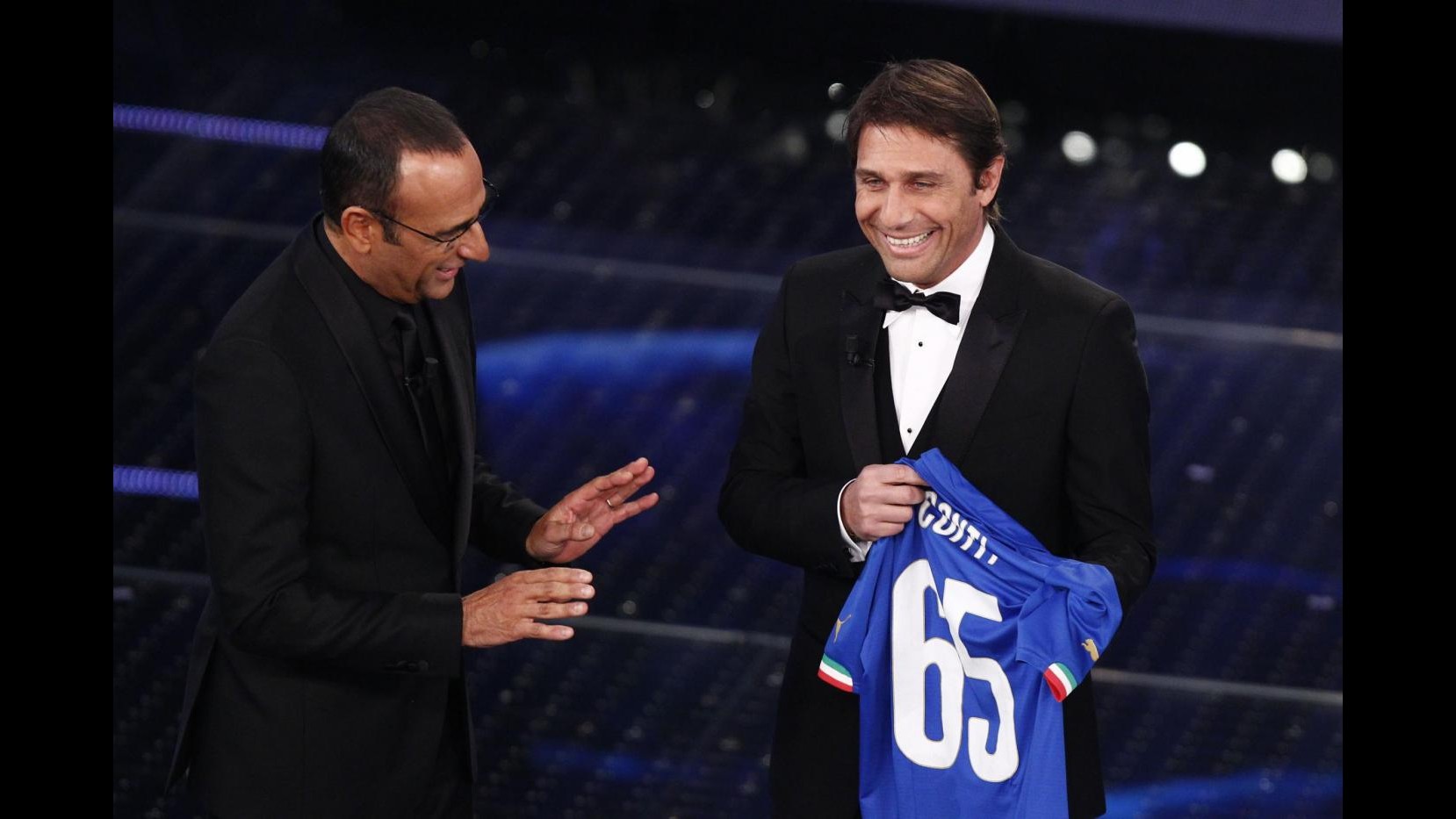 Sanremo, Conte su palco Ariston: Mai pensato di lasciare Nazionale, mio obiettivo è vincere