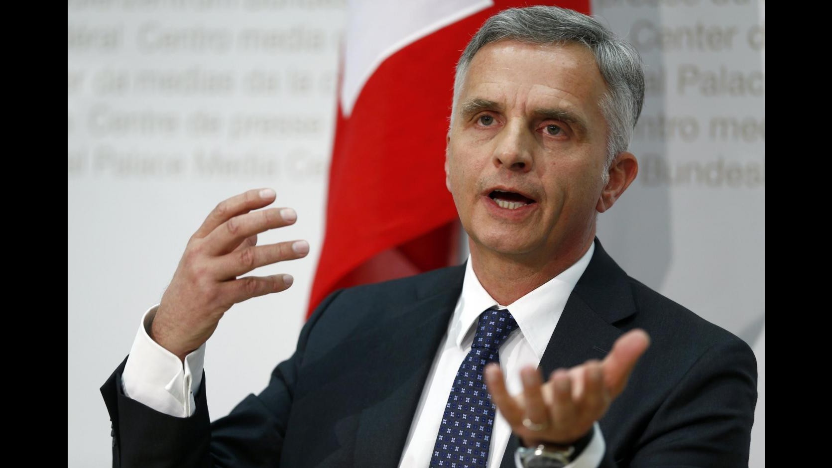 Svizzera, governo presenta disegno legge per limiti immigrazione da Ue