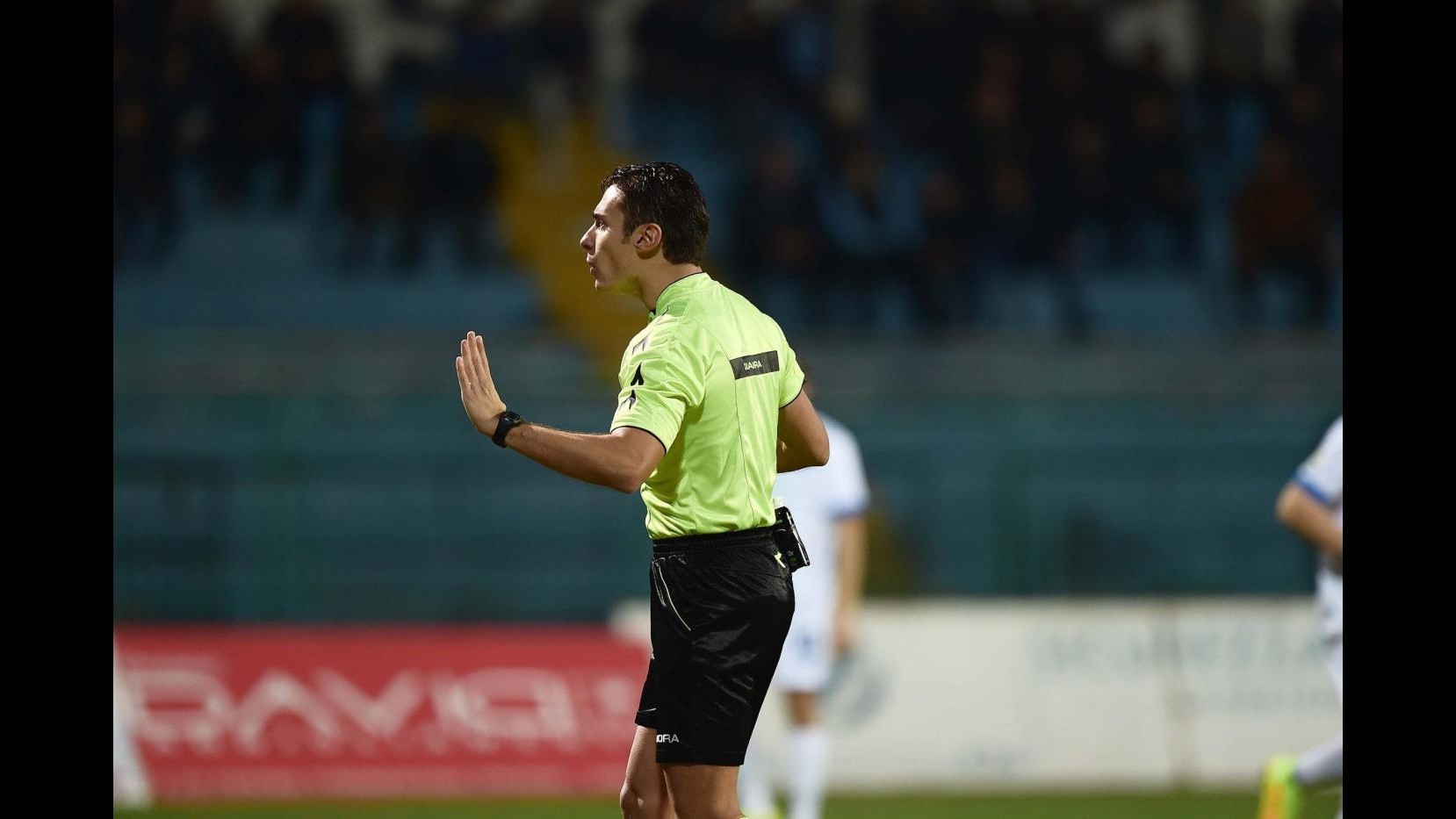 Calcio, muore arbitro Lega Pro in incidente stradale. 1′ silenzio su tutti i campi