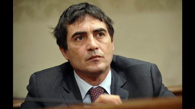 Rai,Fratoianni(Sel): Riforma Renzi? Fuori il Parlamento,dentro governo