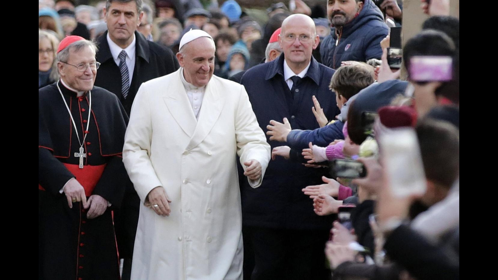 Papa: Non sostituire con omaggi religiosi atti per il prossimo