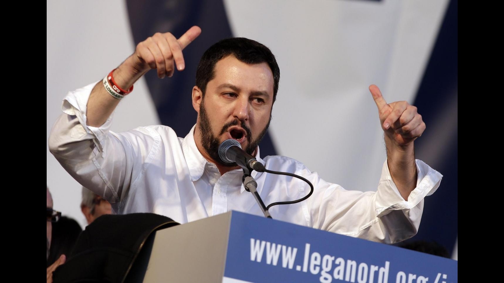Lega, Salvini avverte Tosi: Chi vuole fare beghe le faccia fuori dal partito