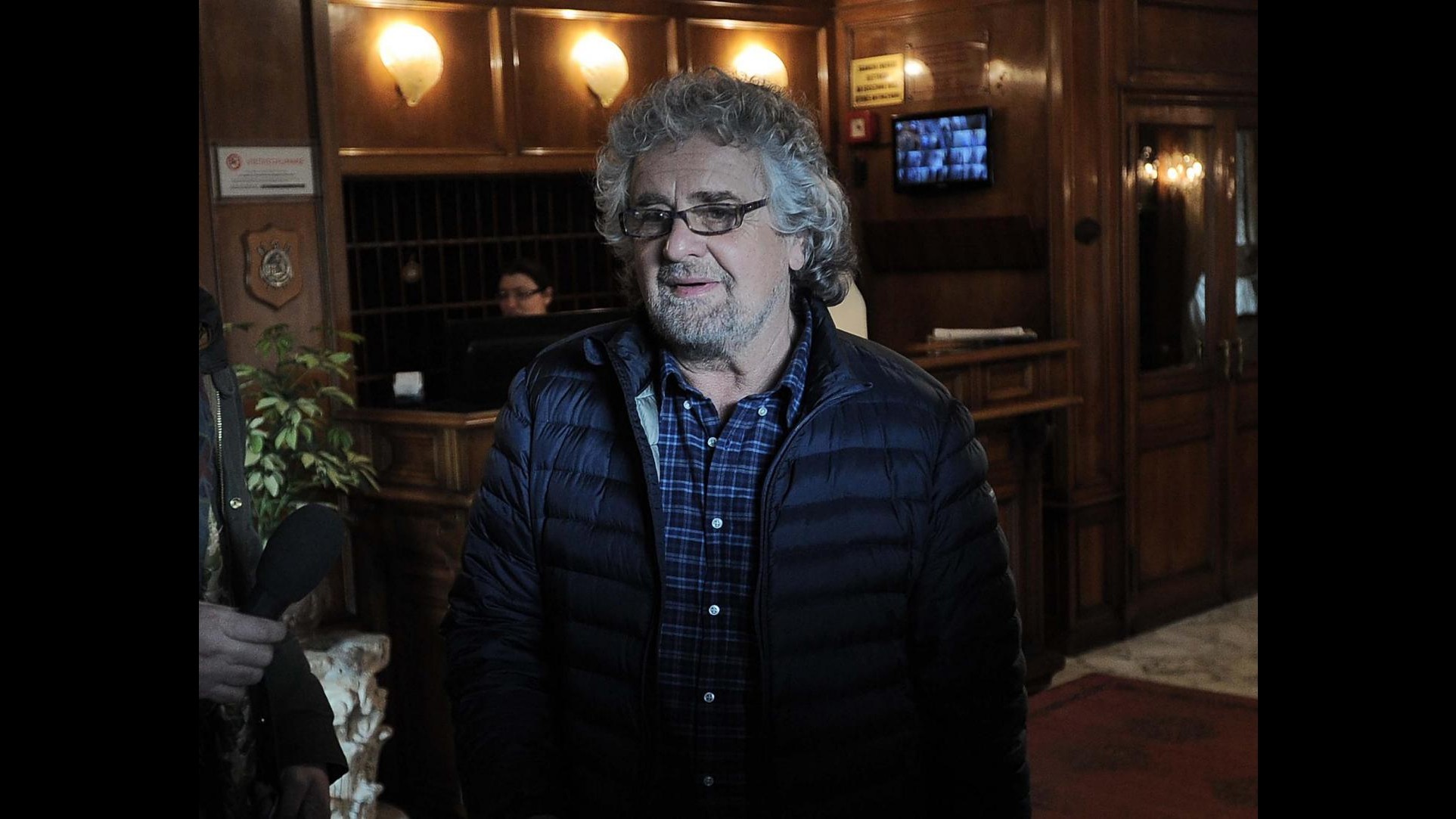 Grillo: Le piazze non funzionano più. Divieti tv? Forse ho sbagliato