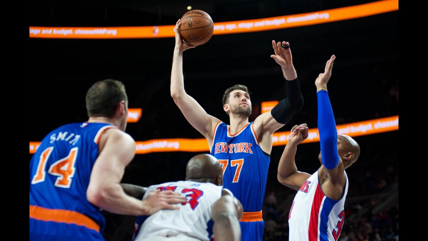 Basket, Nba: super Bargnani trascina New York, Spurs ok con Phoenix