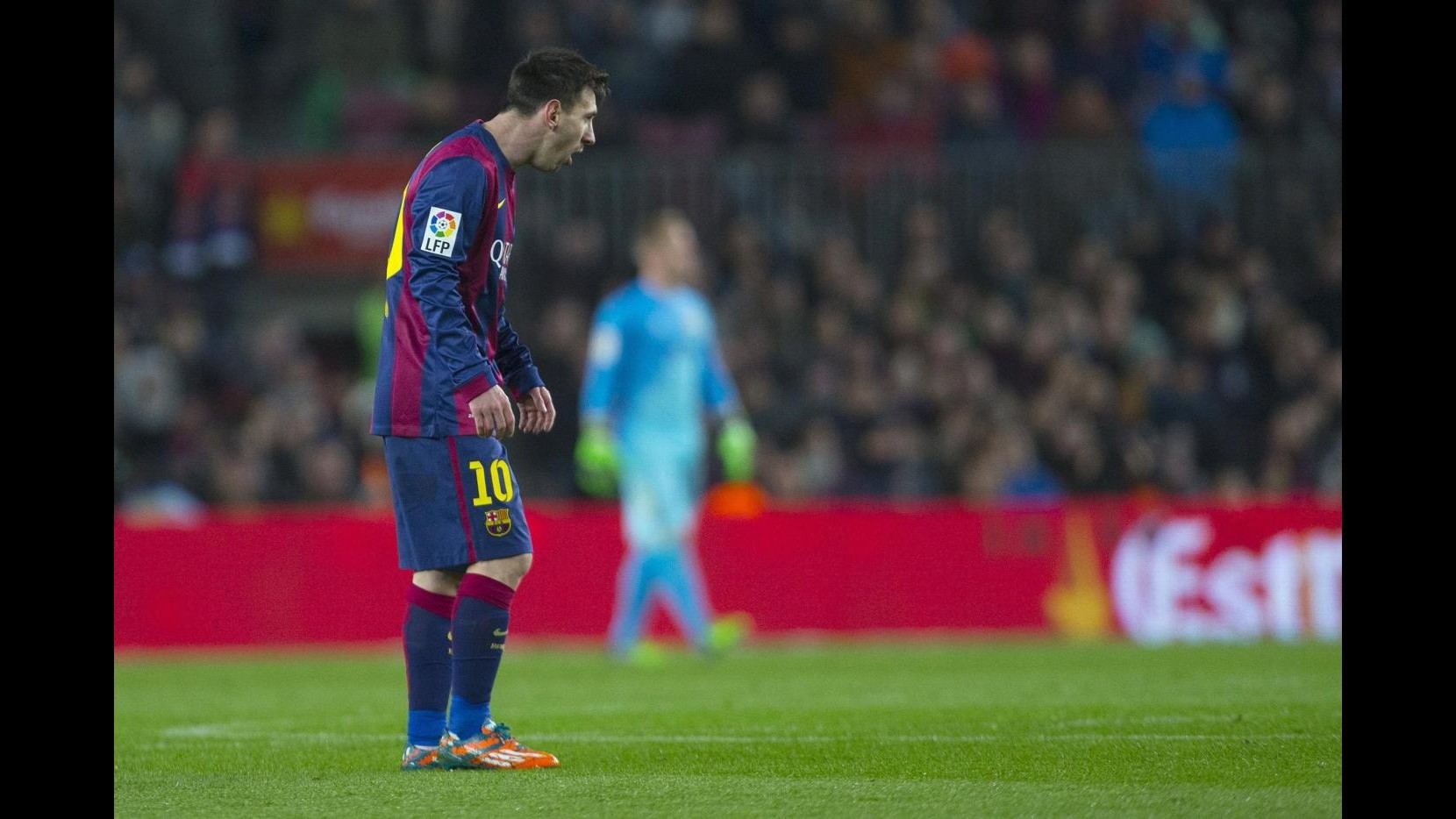 Liga: Barcellona passa 3-1 a Granada, Real Madrid a -1