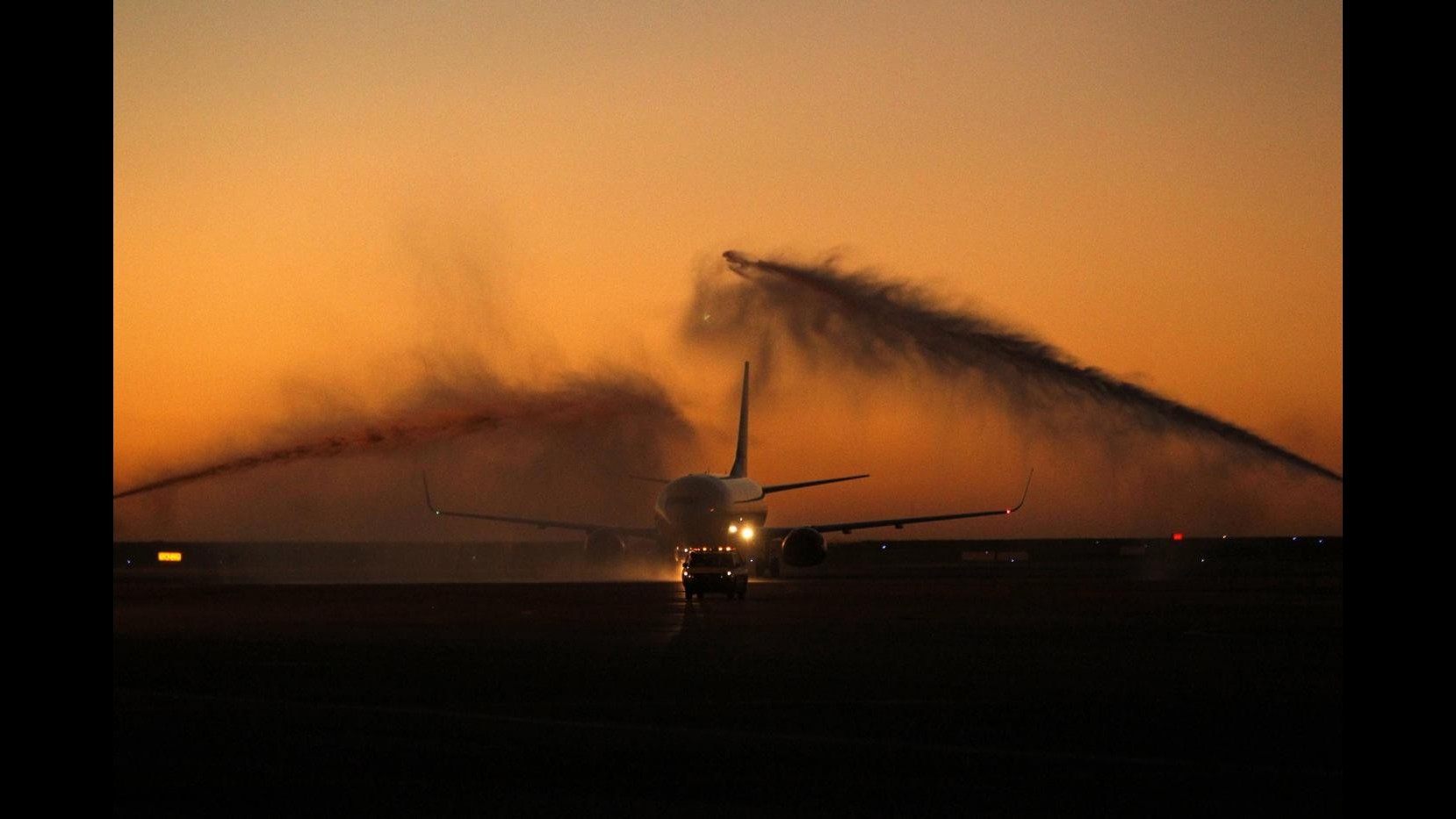 Guasto a motore in volo: atterraggio d’emergenza per Boeing a San Pietroburgo