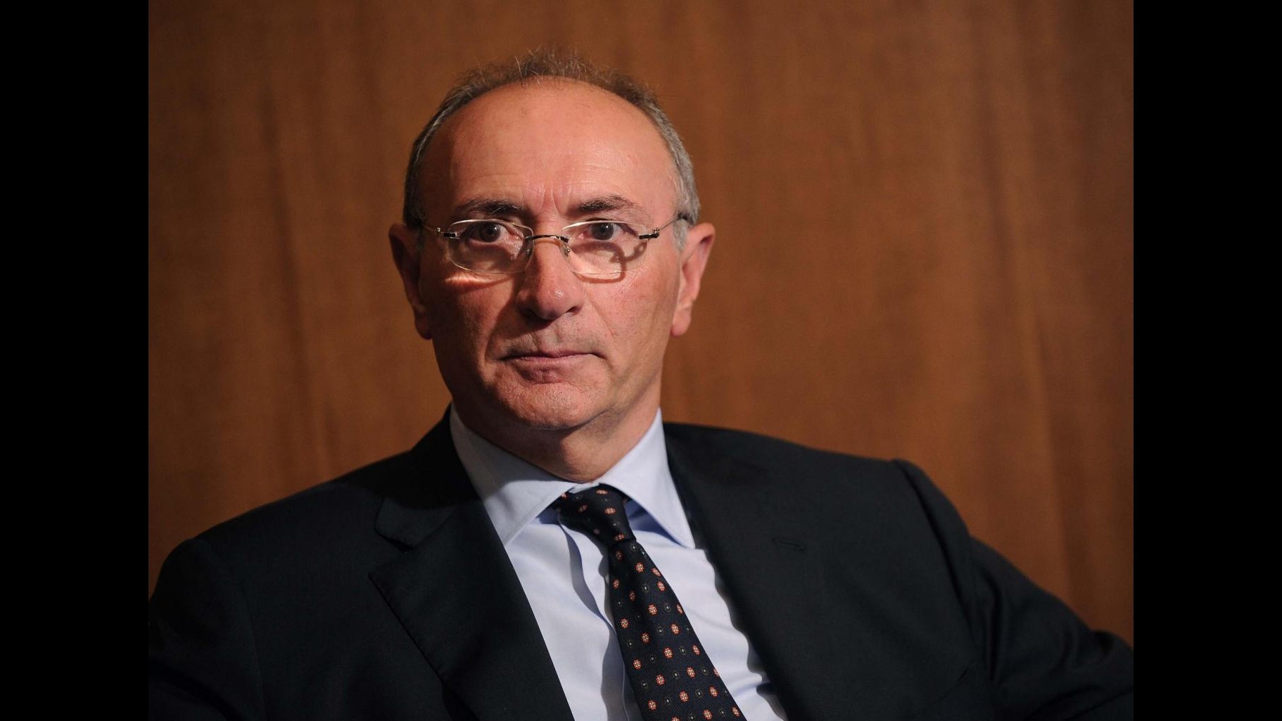 Unicredit, Aabar studia bond convertibile in azioni da almeno 1 mld