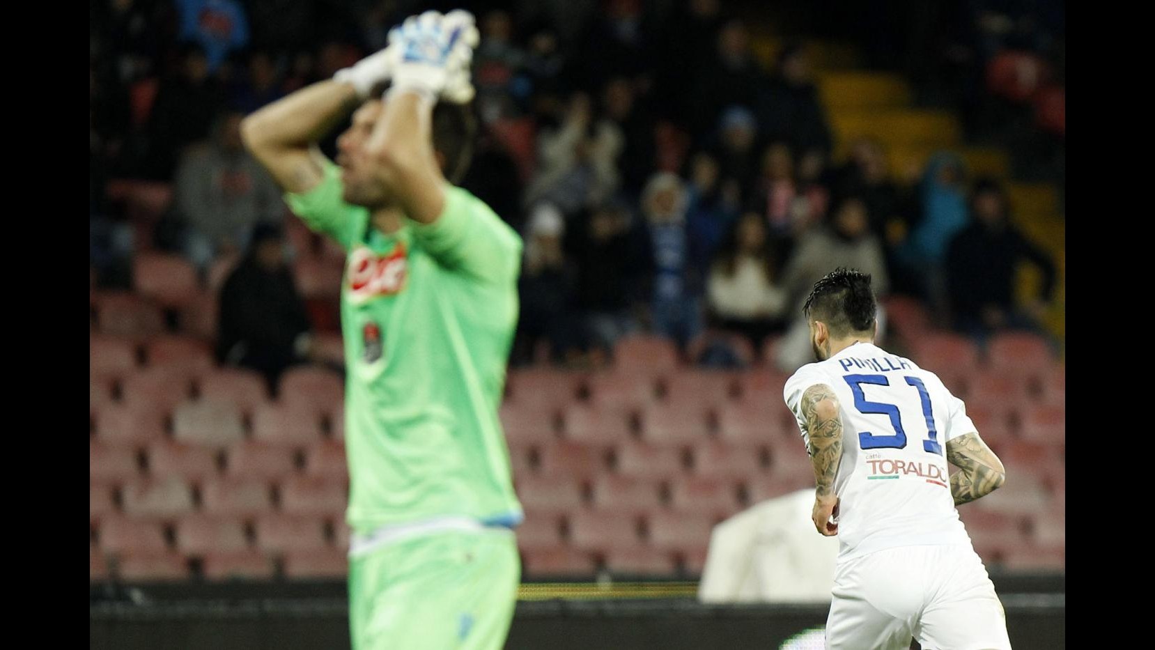 Serie A, Napoli fermato in casa dall’Atalanta tra le polemiche: 1-1 al San Paolo