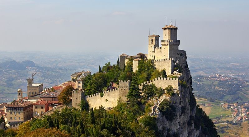 San Marino, movimenti per 33 miliardi al vaglio della Gdf: 850 mln evasi al fisco