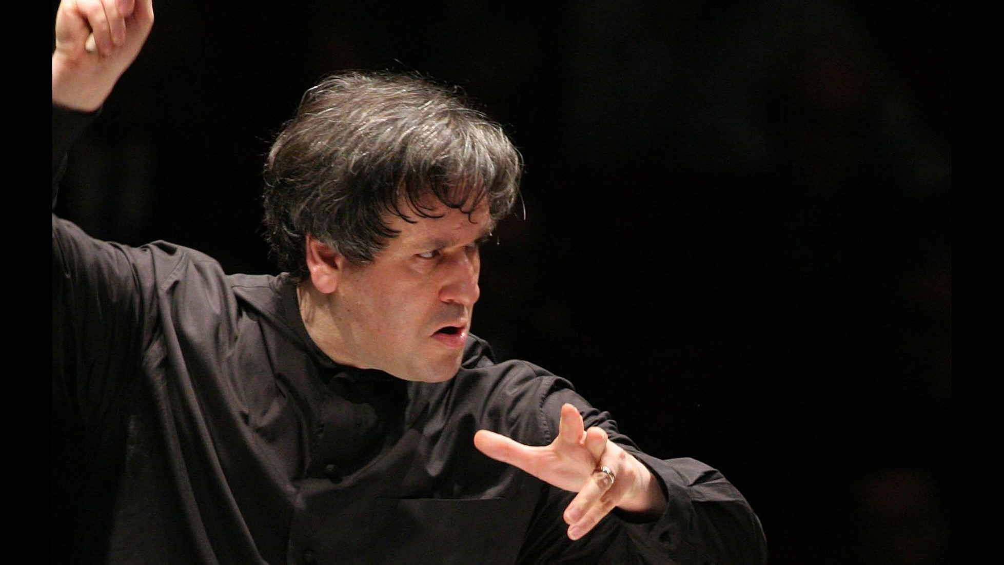 Torino, Antonio Pappano e Orchestra S.Cecilia domani a concerti Lingotto