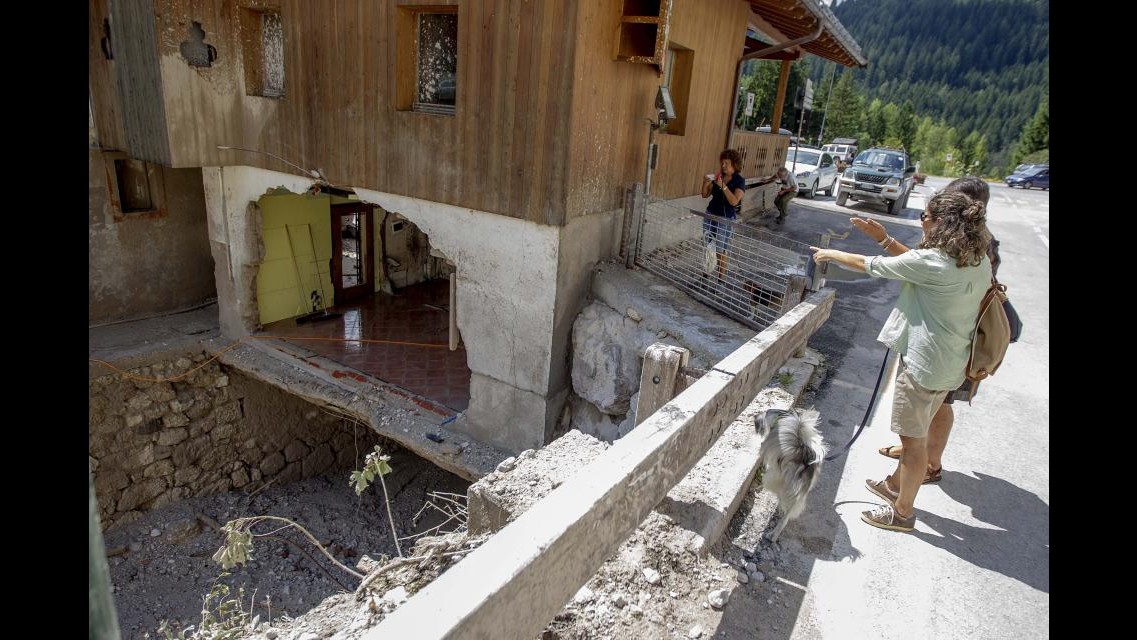 Il governo presenta il piano anti dissesto idrogeologico: 1,3 miliardi per i cantieri