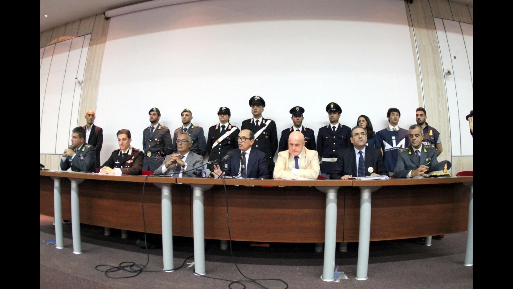 ‘Ndrangheta, Dia sequestra beni per 5 mln a ristoratore, esponente cosca Buda-Imerti