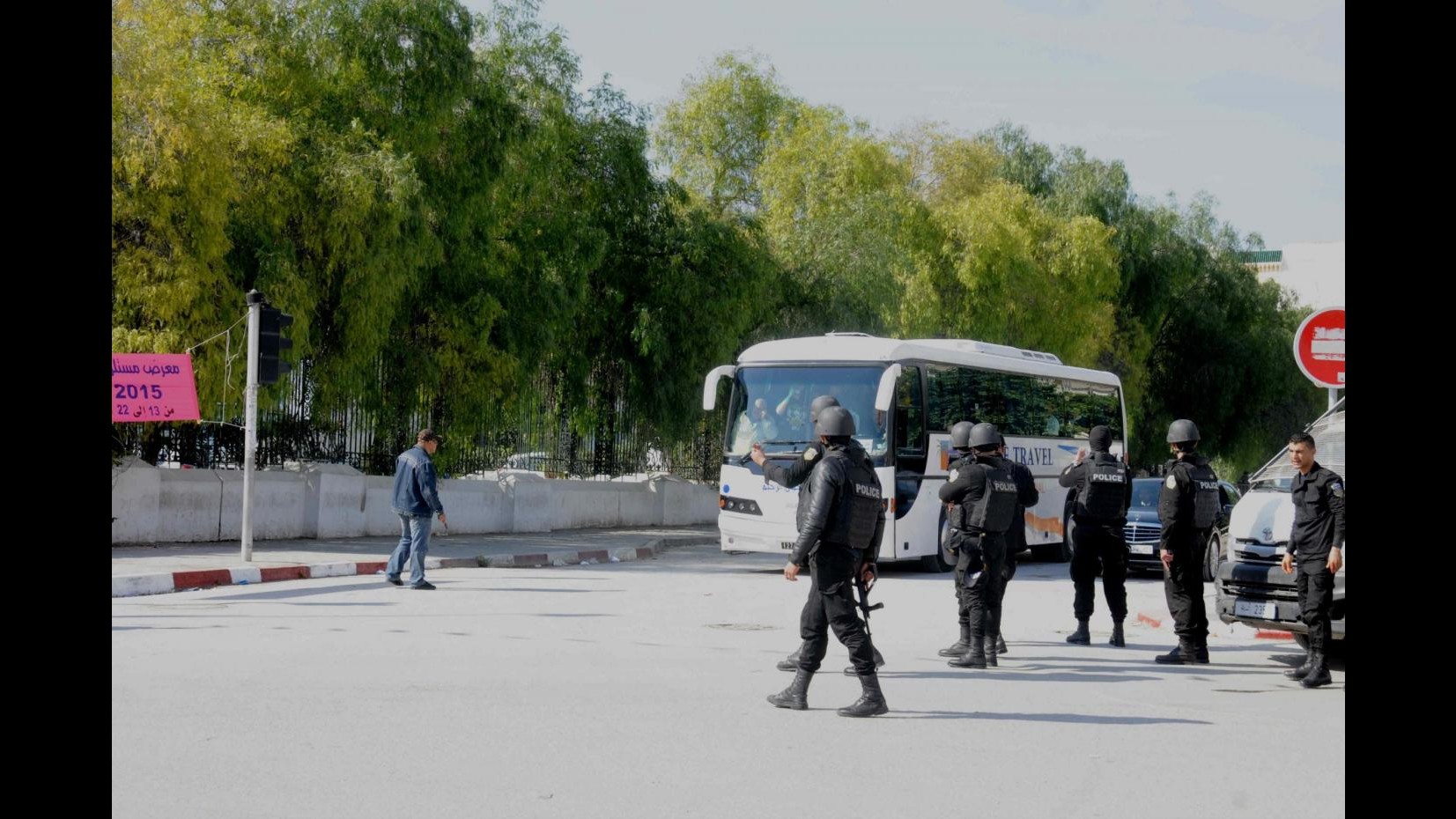 Tunisia, direttrice Site: Isis rivendica attacco, da verificare