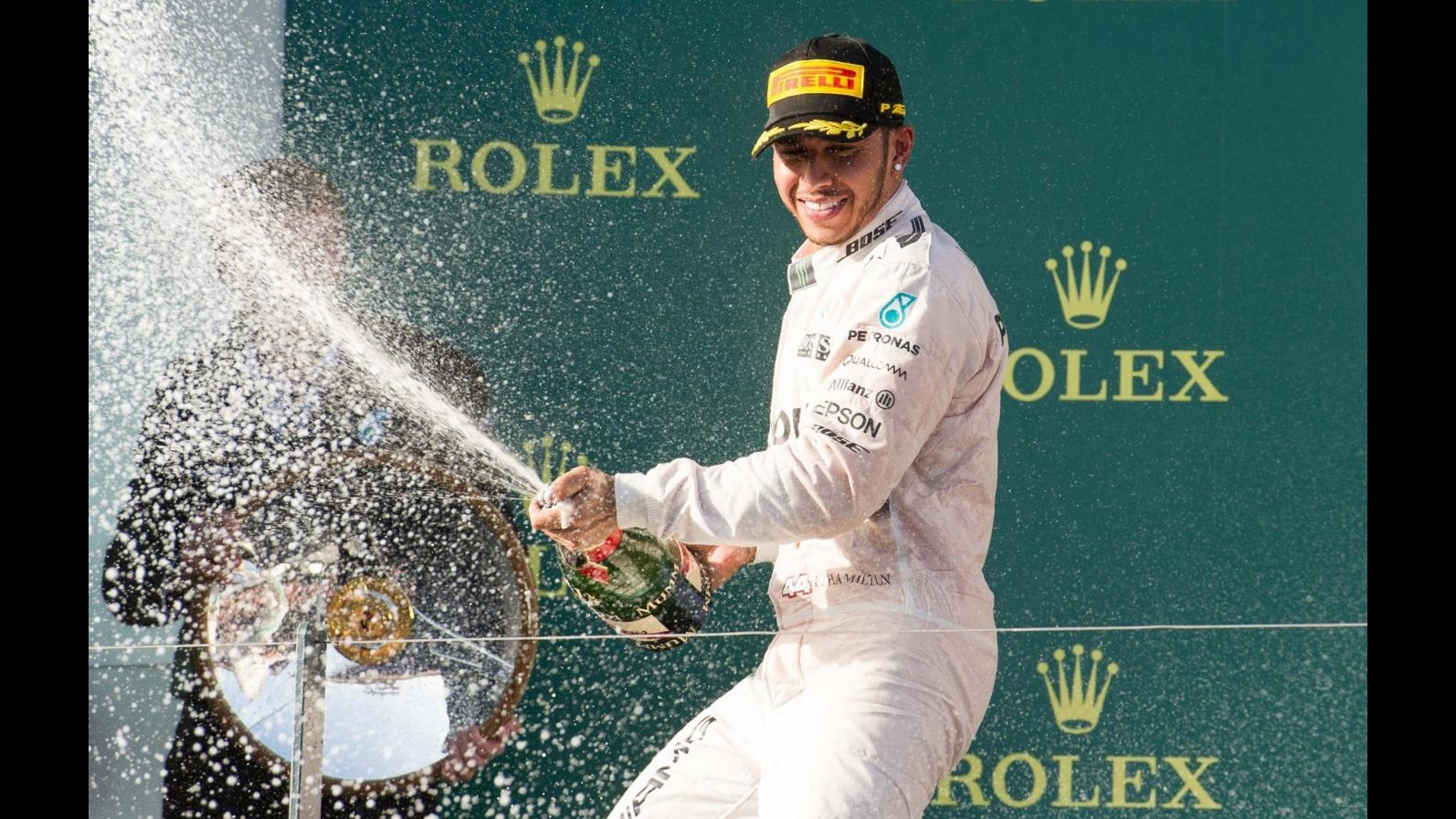 F1, Hamilton si regala LaFerrari. Wolff: Non ci crea nessun problema