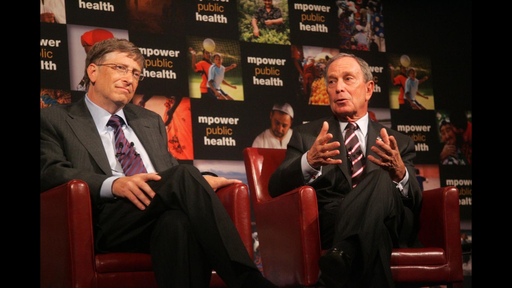 Gates e Bloomberg creano fondo 4 milioni dollari contro aziende tabacco