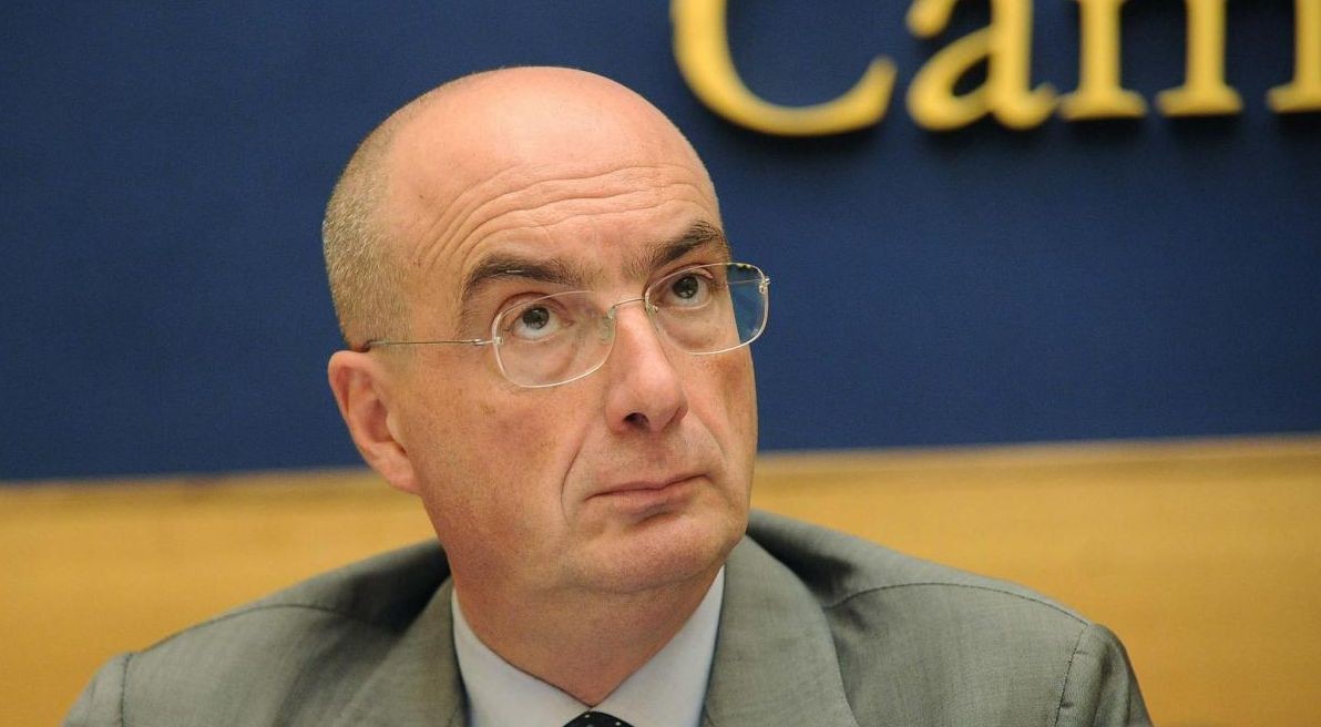 Enti locali, Russo (Fi): Ok Governo a odg su dipendenti Province
