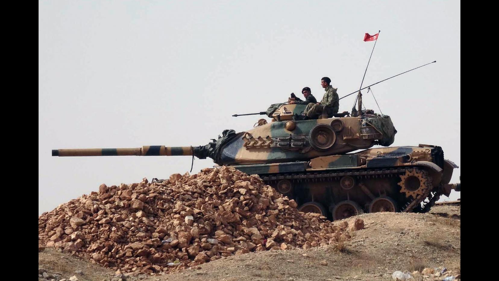 Britannica 21enne arrestata in Turchia: era diretta in Siria