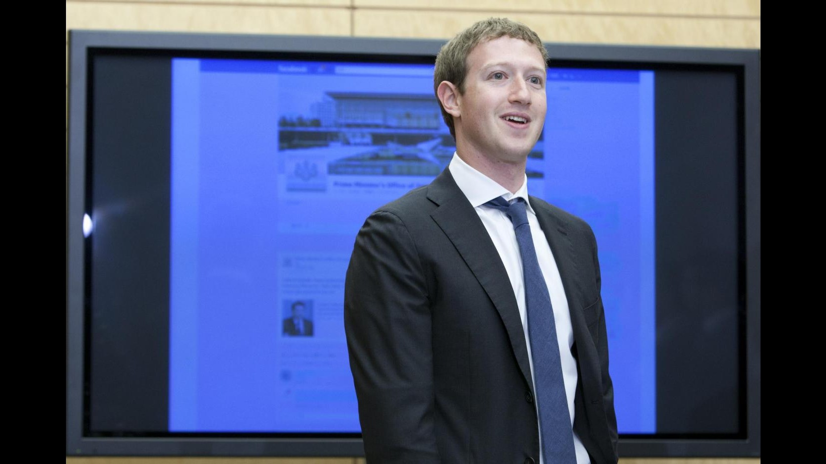 Facebook aggiorna le regole: ecco cosa si può condividere e cosa no