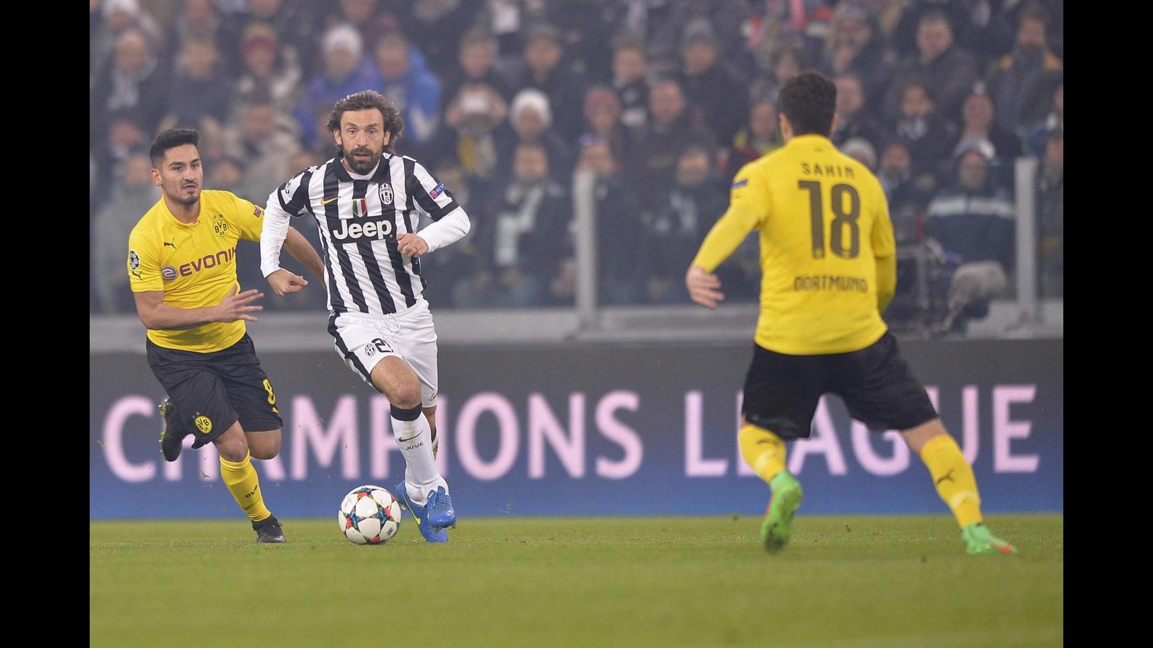 Juventus, Pirlo non recupera: salta trasferta di Champions con il Borussia Dortmund