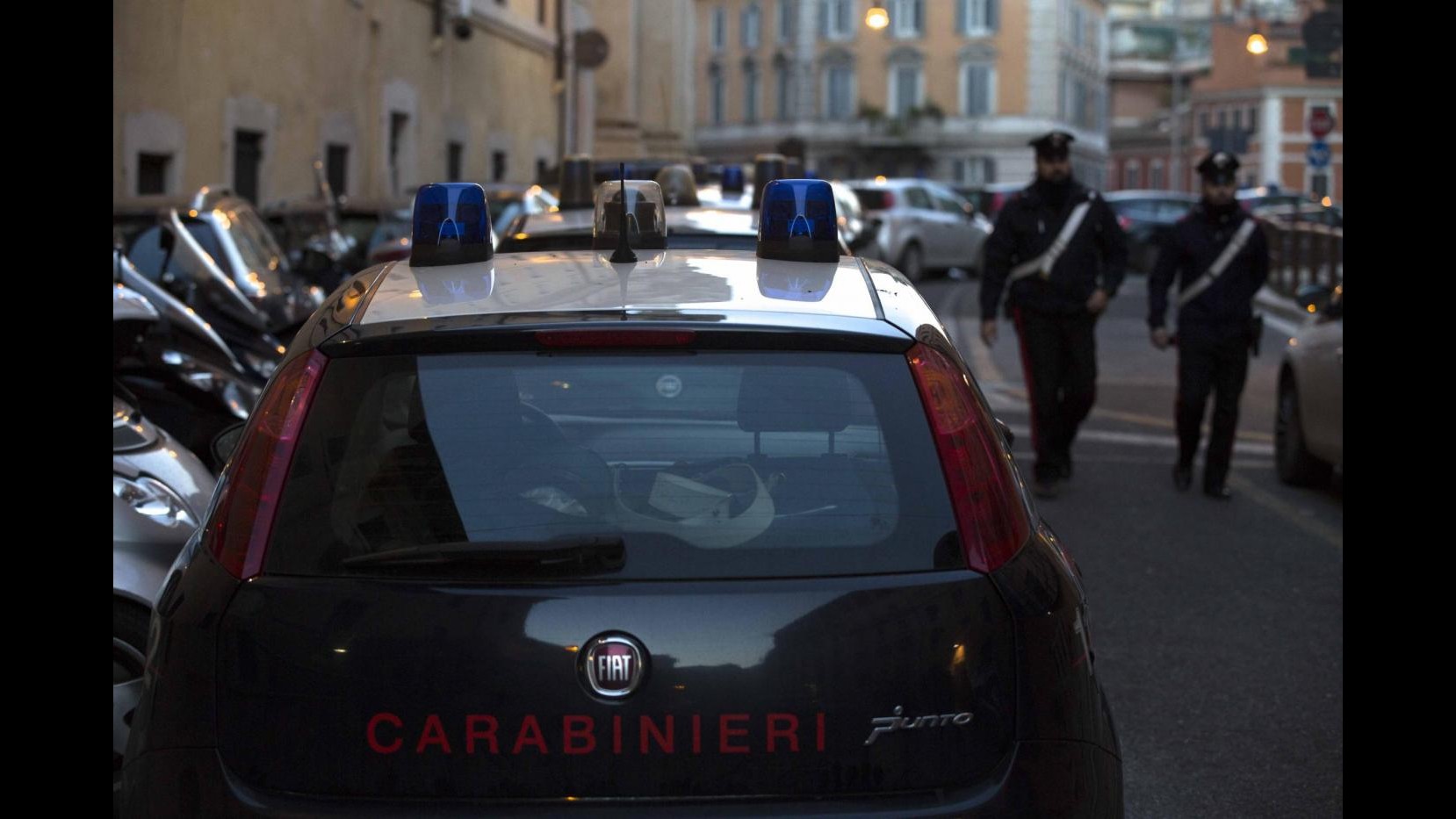 Torino, sette rapine al giorno: arrestato 22enne
