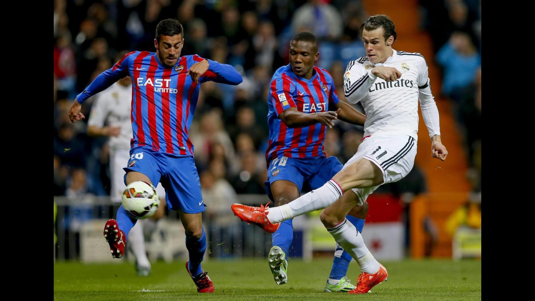 Liga: doppietta Bale, Real Madrid stende 2-0 Levante