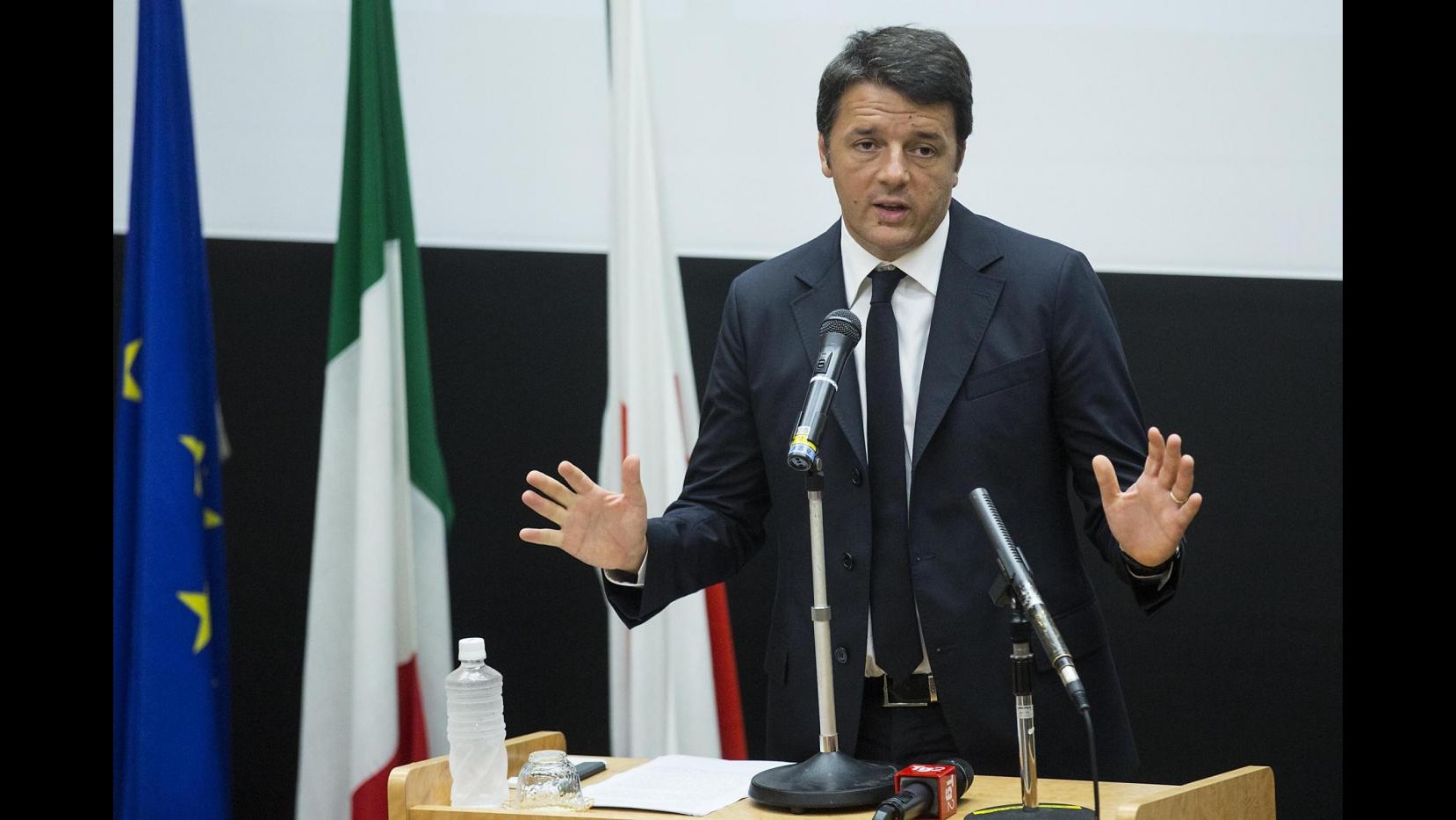 Renzi all’università di Tokyo: Cultura non è solo il passato. L’Italia torna a crescere