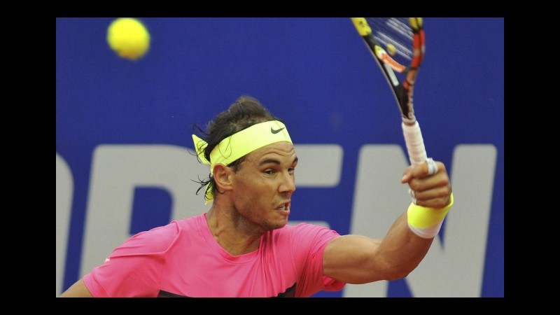 Atp Amburgo: Nadal travolge Seppi, in finale sfida Fognini