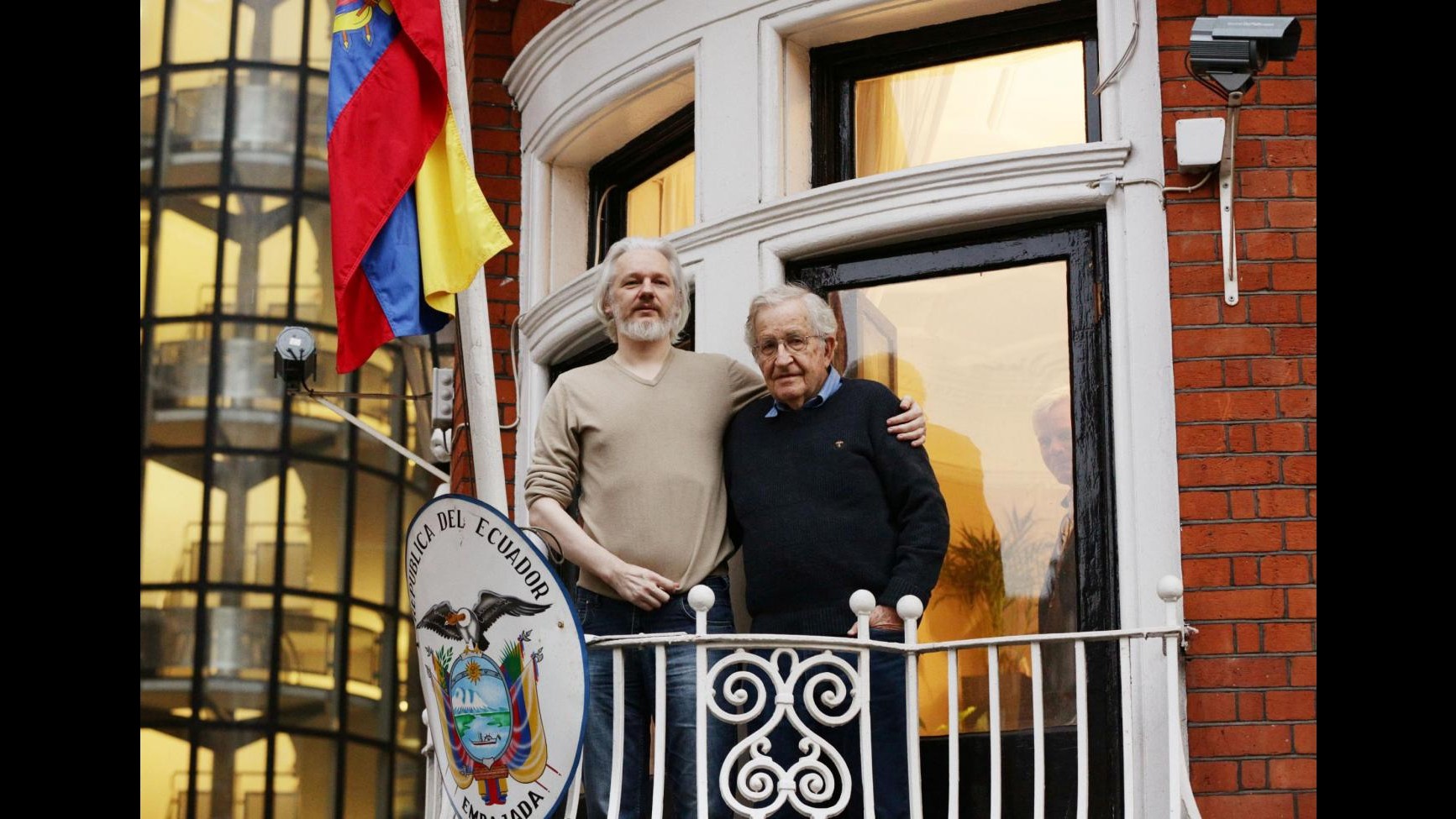 WikiLeaks, procura Svezia vuole interrogare Assange a Londra