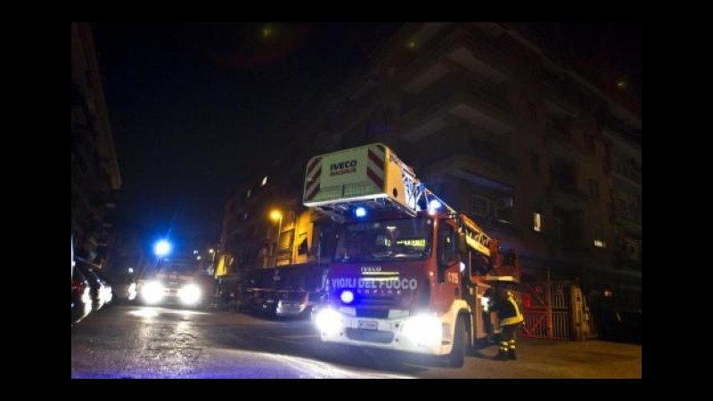 Roma, incendio in un b&b vicino a Termini: 3 intossicati. Situazione torna alla normalità