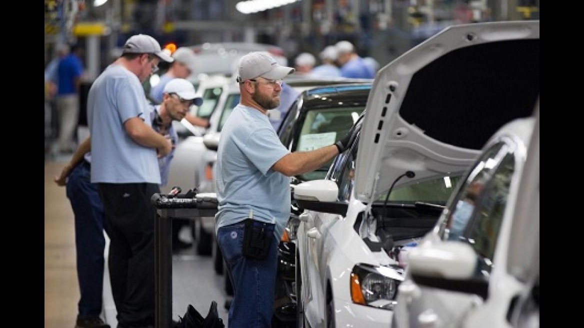 Istat: Prezzi produzione industriale -0,2% a giugno, su anno -2,3%